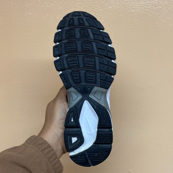 Nike Initiator Women’s Running Sneakers “White Metallic Silver Pink” - Picture 15 of 17